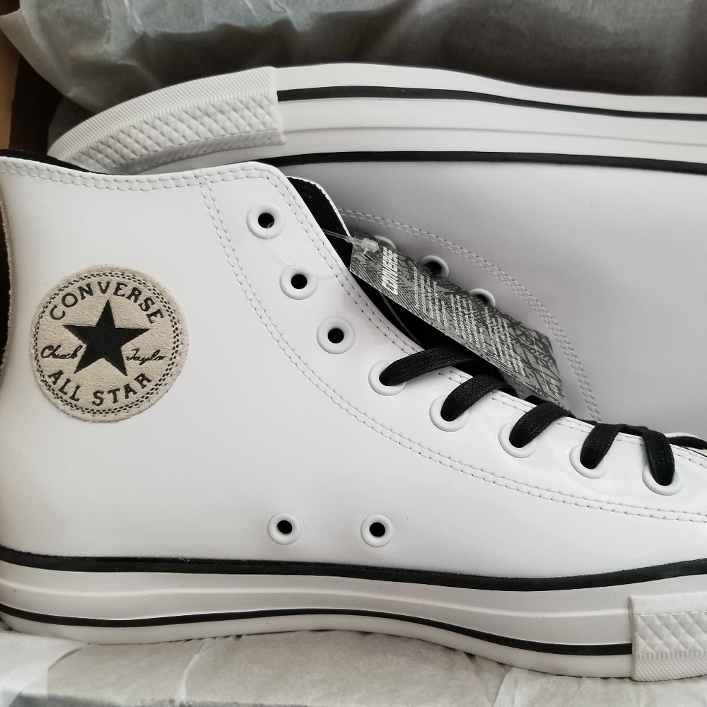 NEW Converse